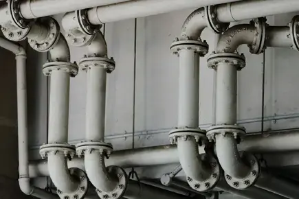 gri tonlamalı metal borular fotoğrafı